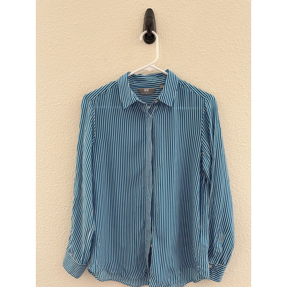Uniqlo Blue White Striped Long Sleeve Button Down Blouse Silk Shirt Classic S